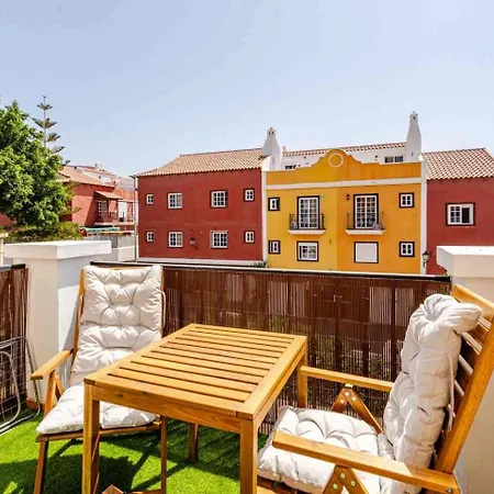Apartament Holidays *